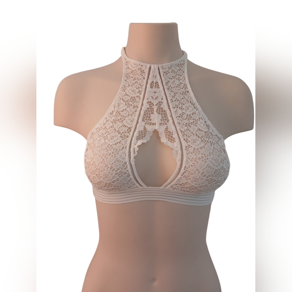 Victoria's Secret Other - 🏷 Victoria's Secret Lace Halter Bralette Small